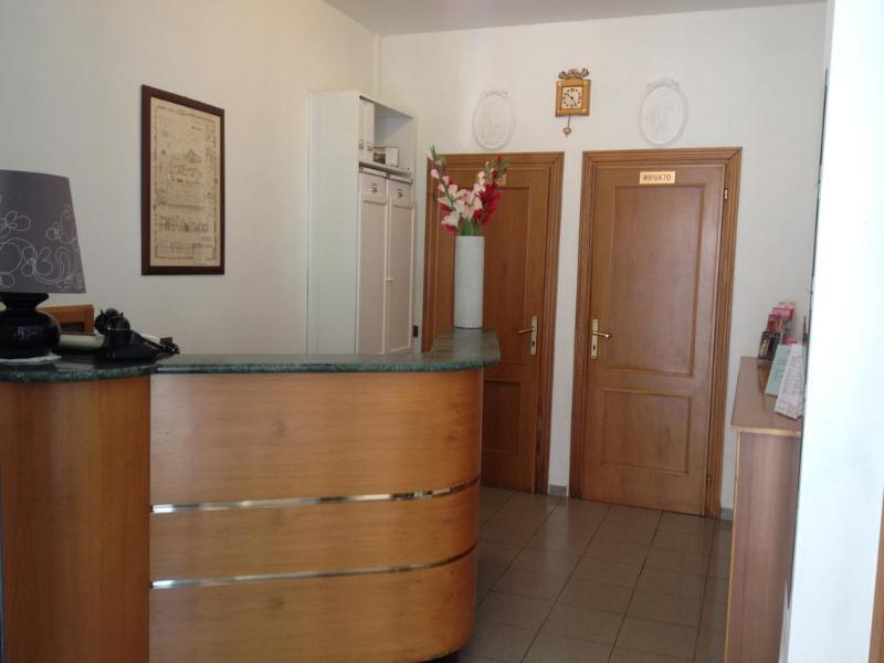 Cecile Hotel Pise